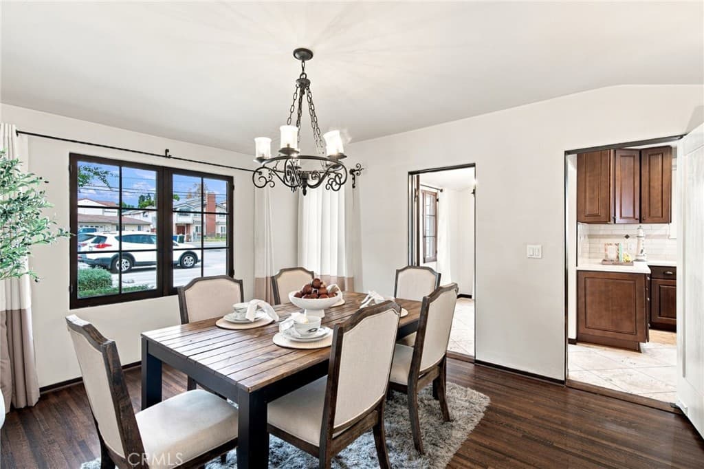 Home at 438 W Duarte, Monrovia — photo 4 of 12