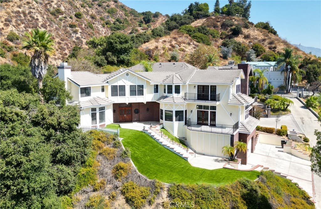 Home at 505 Lotus, Sierra Madre — photo 1 of 3