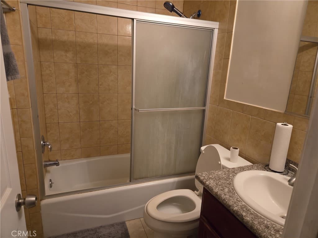 Home at 451 Vidalia, La Puente — photo 8 of 11