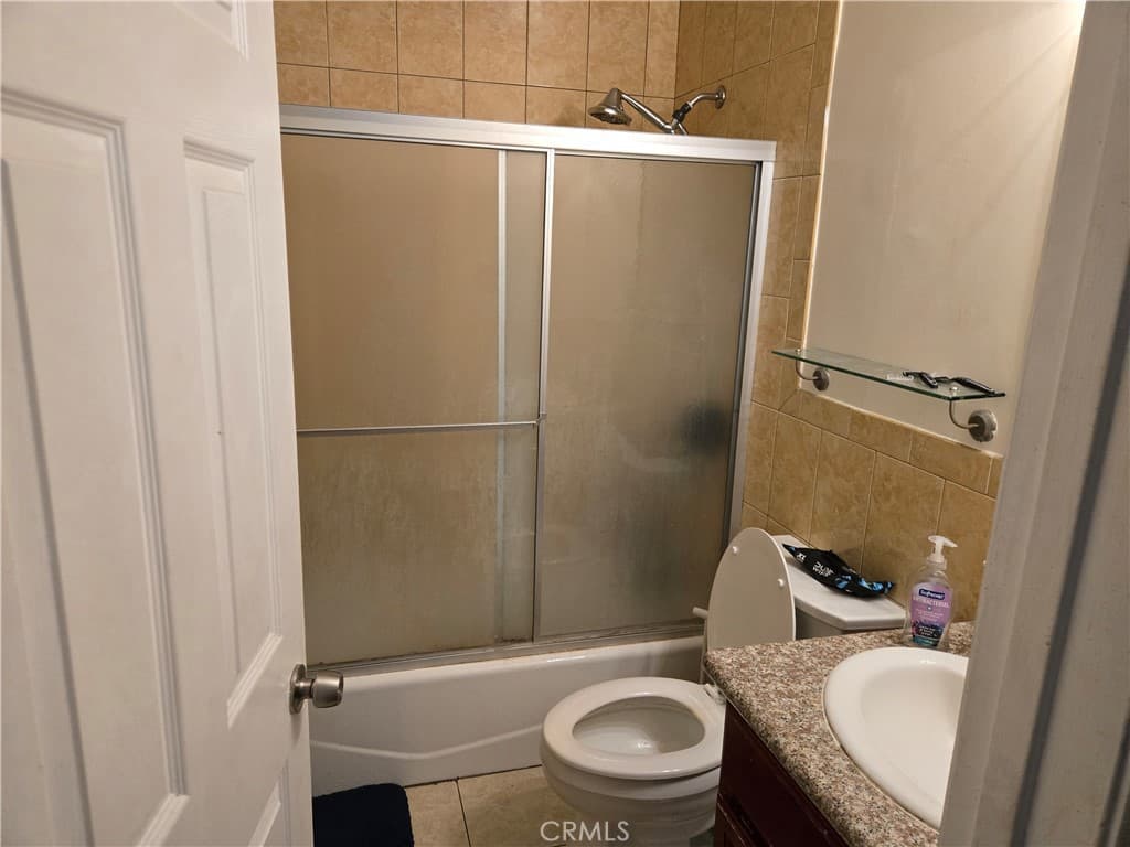 Home at 451 Vidalia, La Puente — photo 10 of 11