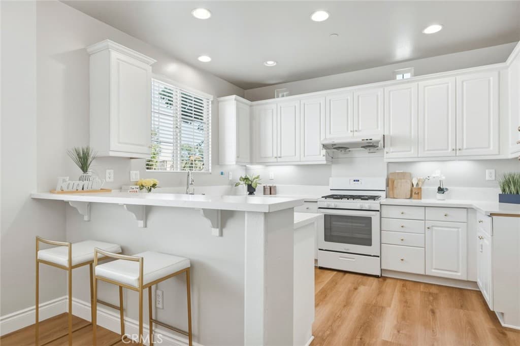 Townhouse at 3652 Tyler Avenue, El Monte — photo 11 of 12