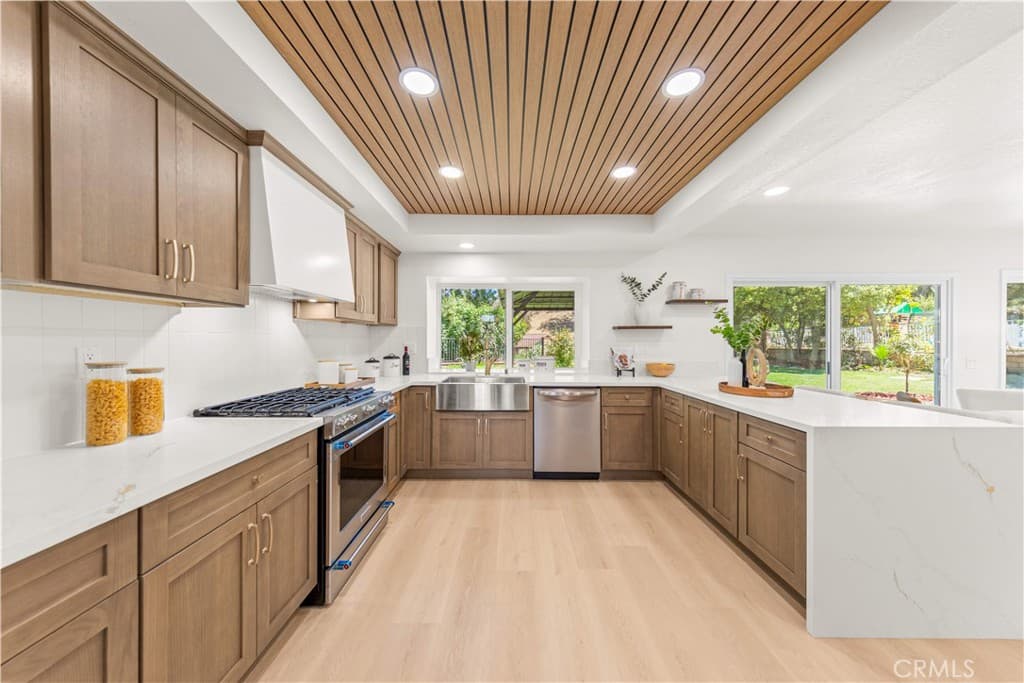 Home at 20920 Running Branch Road, Diamond Bar — photo 11 of 12