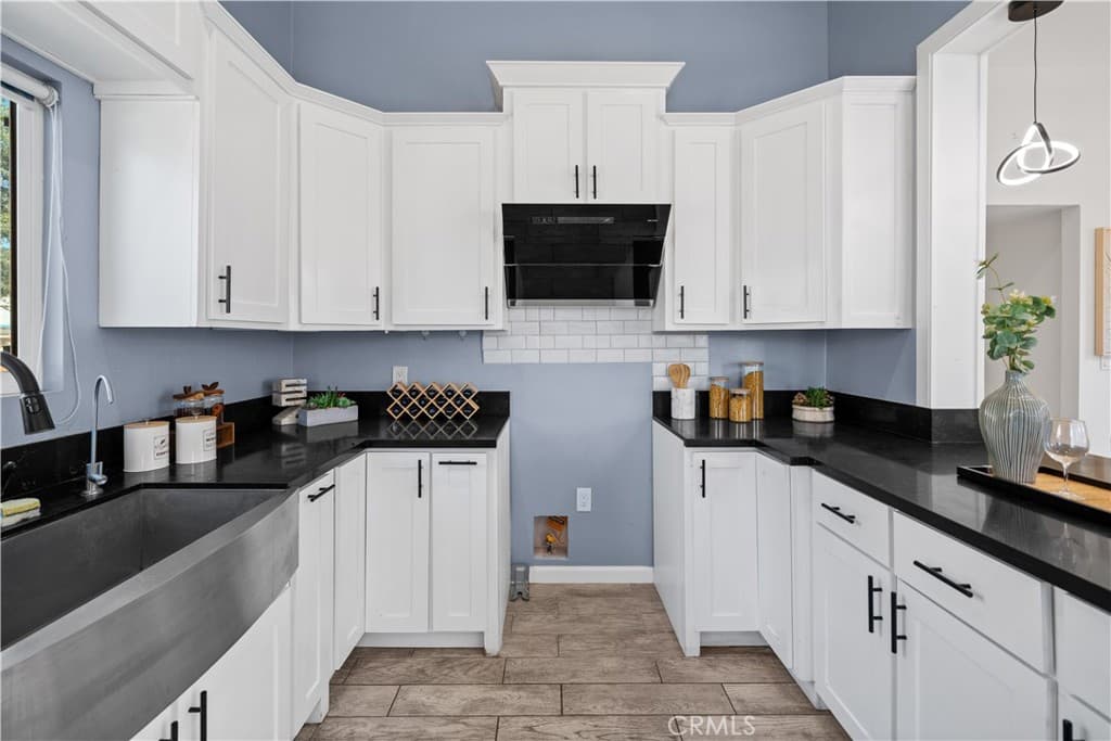 Home at 645 W Center Street, Pomona — photo 12 of 12