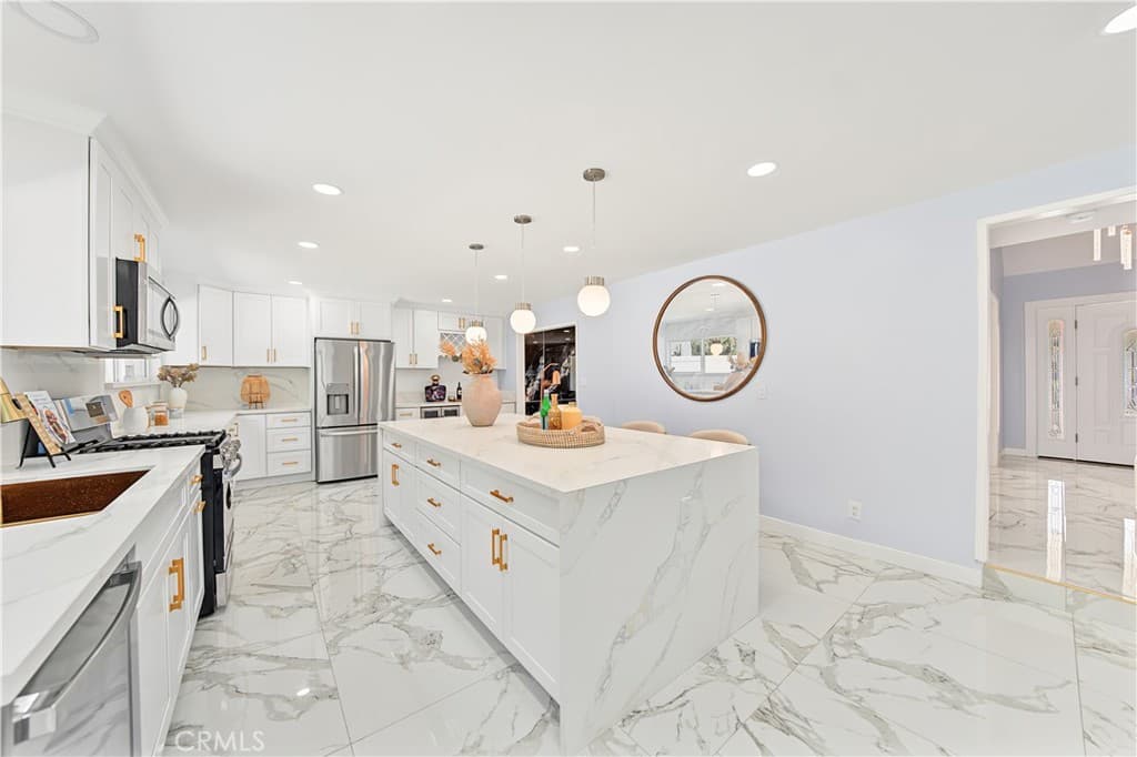 Home at 1123 Bain Avenue, Walnut — photo 8 of 12
