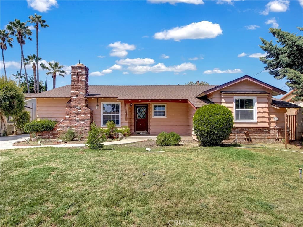 Home at 1101 S 5th, Arcadia — photo 1 of 12