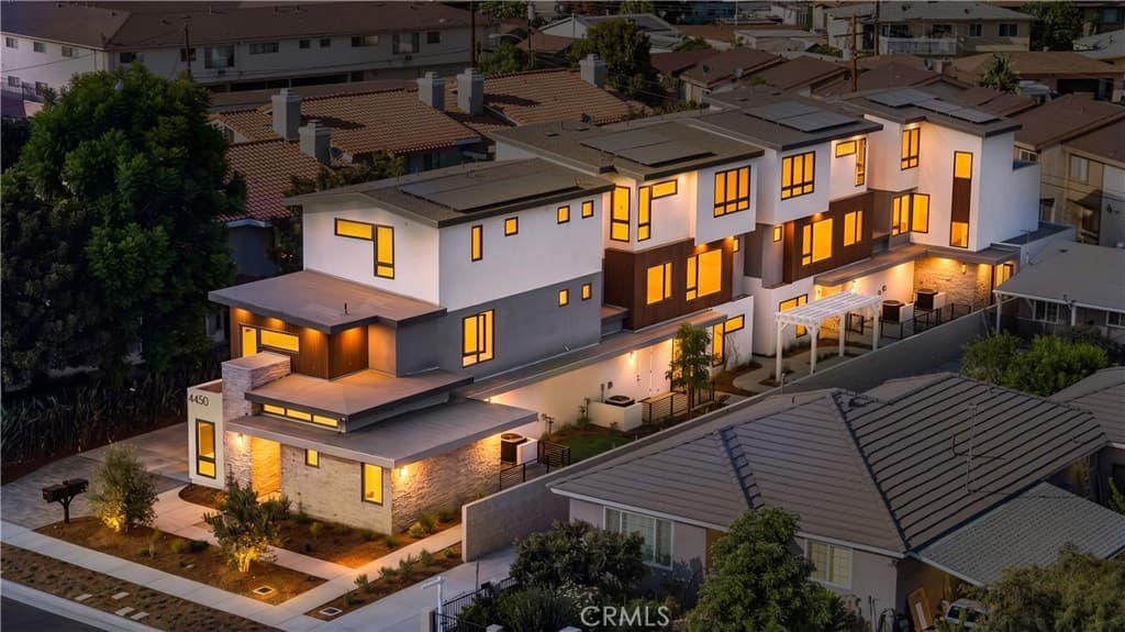 Condo at 4450 Temple City Boulevard A, Temple City — photo 1 of 2