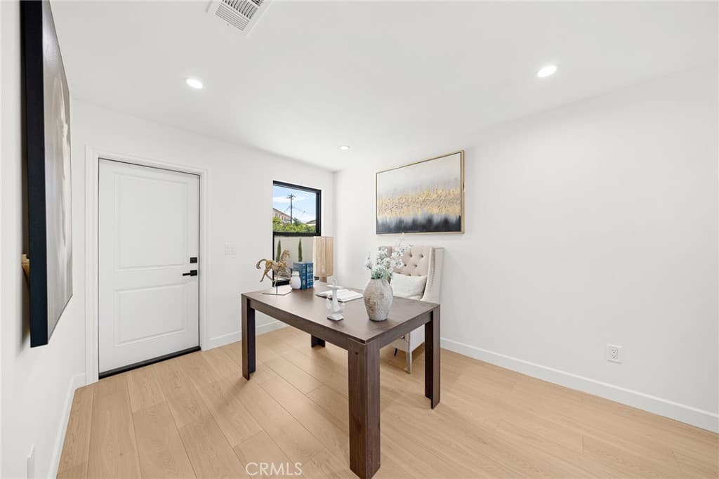 Condo at 4450 Temple City Boulevard A, Temple City — photo 11 of 12