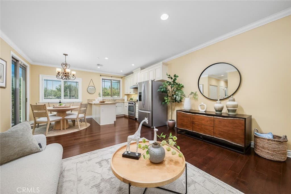 Townhouse at 31 S 2nd B, Arcadia — photo 9 of 12