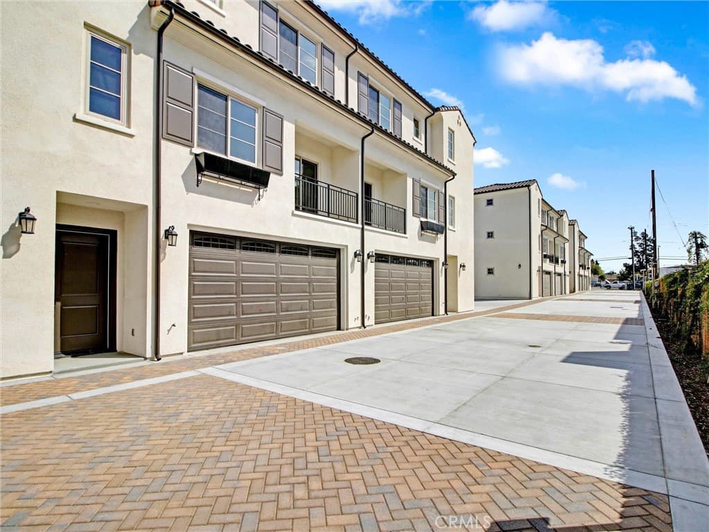 Townhouse at 4437 Stewart D, Baldwin Park — photo 12 of 12