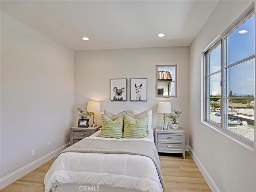 Townhouse at 4437 Stewart D, Baldwin Park — photo 5 of 12