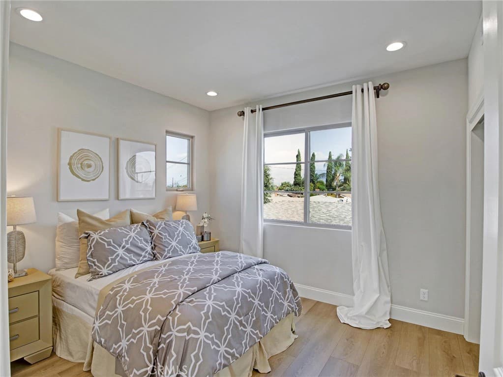 Townhouse at 4437 Stewart D, Baldwin Park — photo 6 of 12