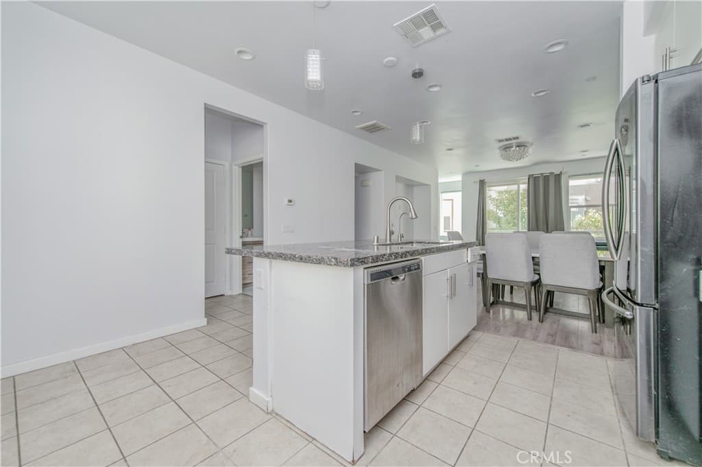 Condo at 11391 Meeker D, El Monte — photo 9 of 12