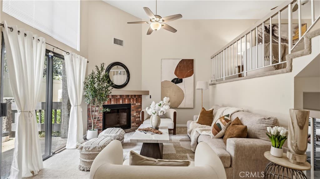 Condo at 1919 Huntington Drive B, Duarte — photo 4 of 12
