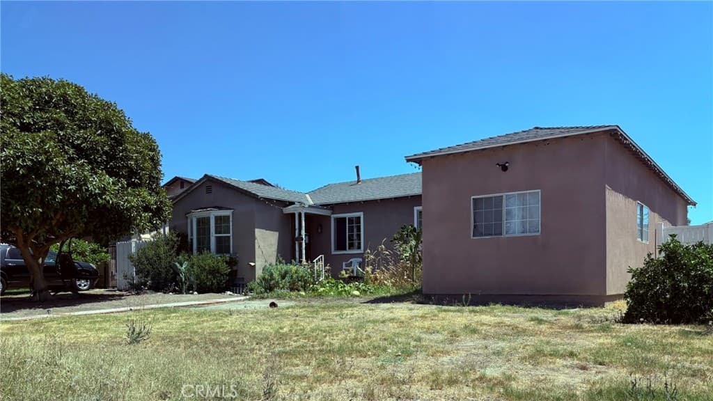 Home at 2346 1/2 Fairgreen Avenue, Monrovia — photo 3 of 6