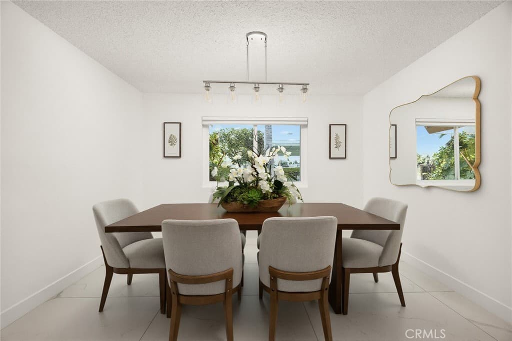 Home at 2000 Holly Avenue, Arcadia — photo 9 of 12