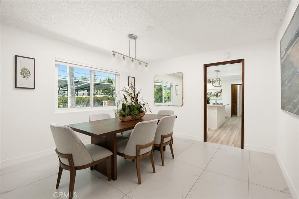 Home at 2000 Holly Avenue, Arcadia — photo 10 of 12