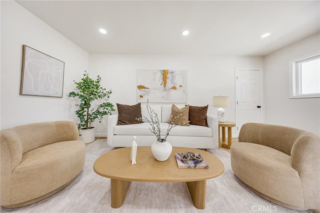 Home at 2139 Wesleygrove Avenue, Duarte — photo 6 of 12