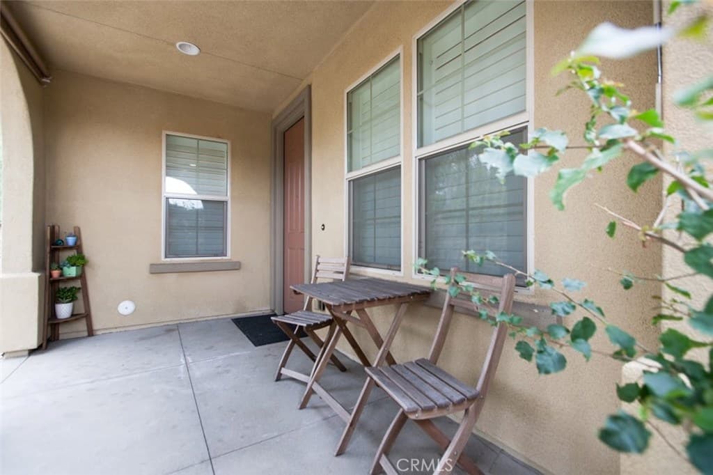 Townhouse at 965 Sweetbriar Lane A, Azusa — photo 2 of 12