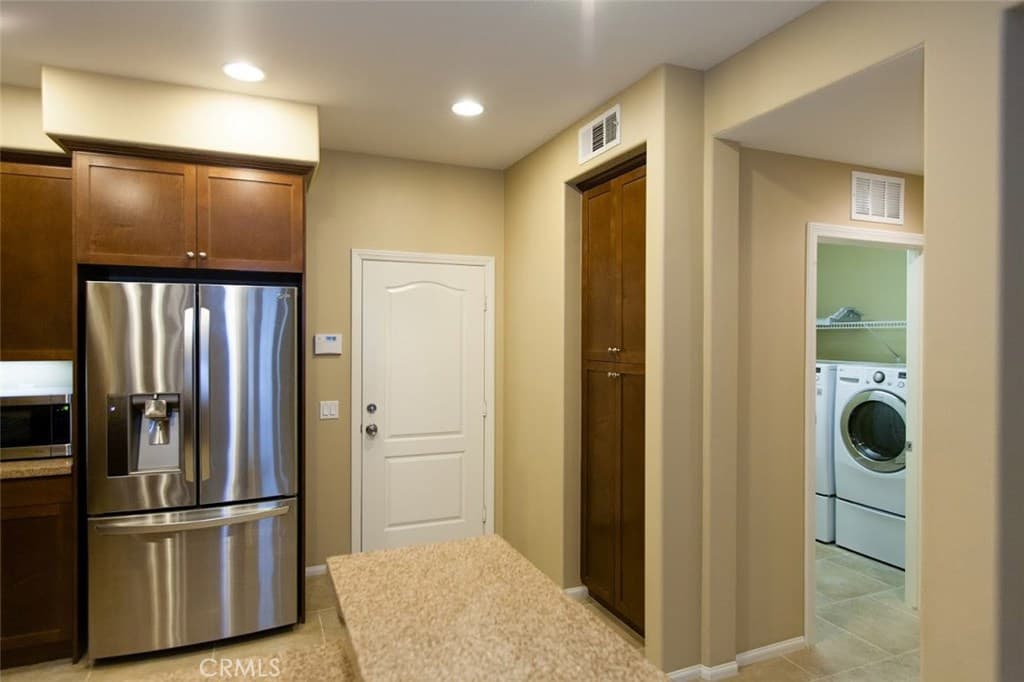Townhouse at 965 Sweetbriar Lane A, Azusa — photo 8 of 12