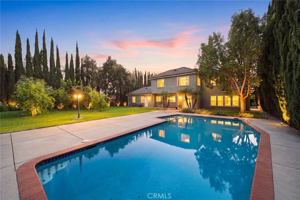 Home at 41 W Las Flores Avenue, Arcadia — photo 4 of 5