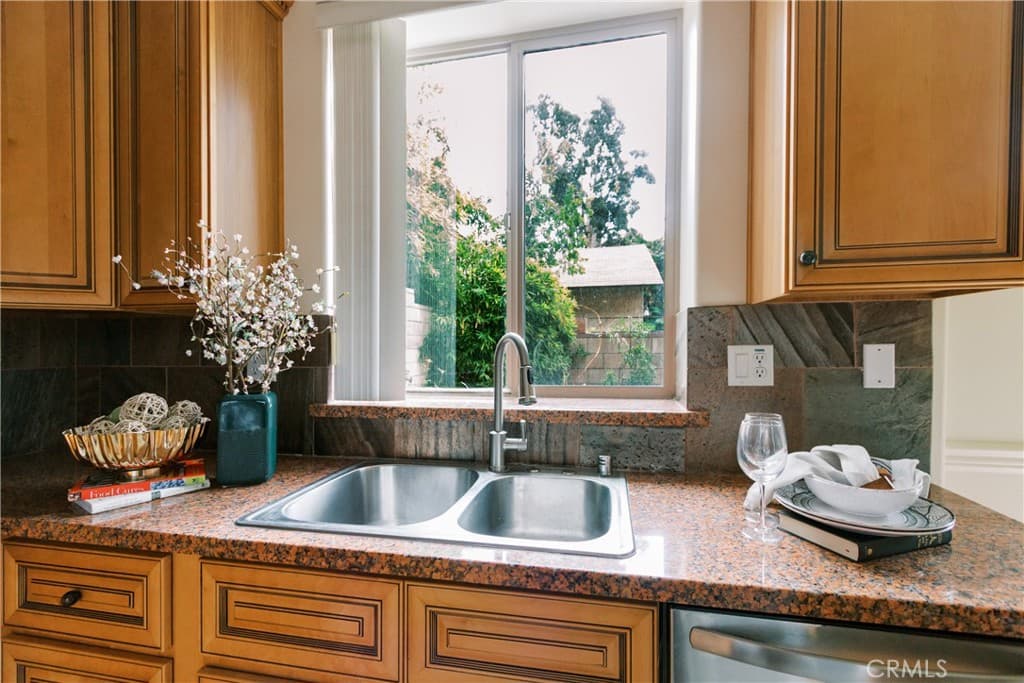 Condo at 156 El Dorado St #C, Arcadia — photo 7 of 12