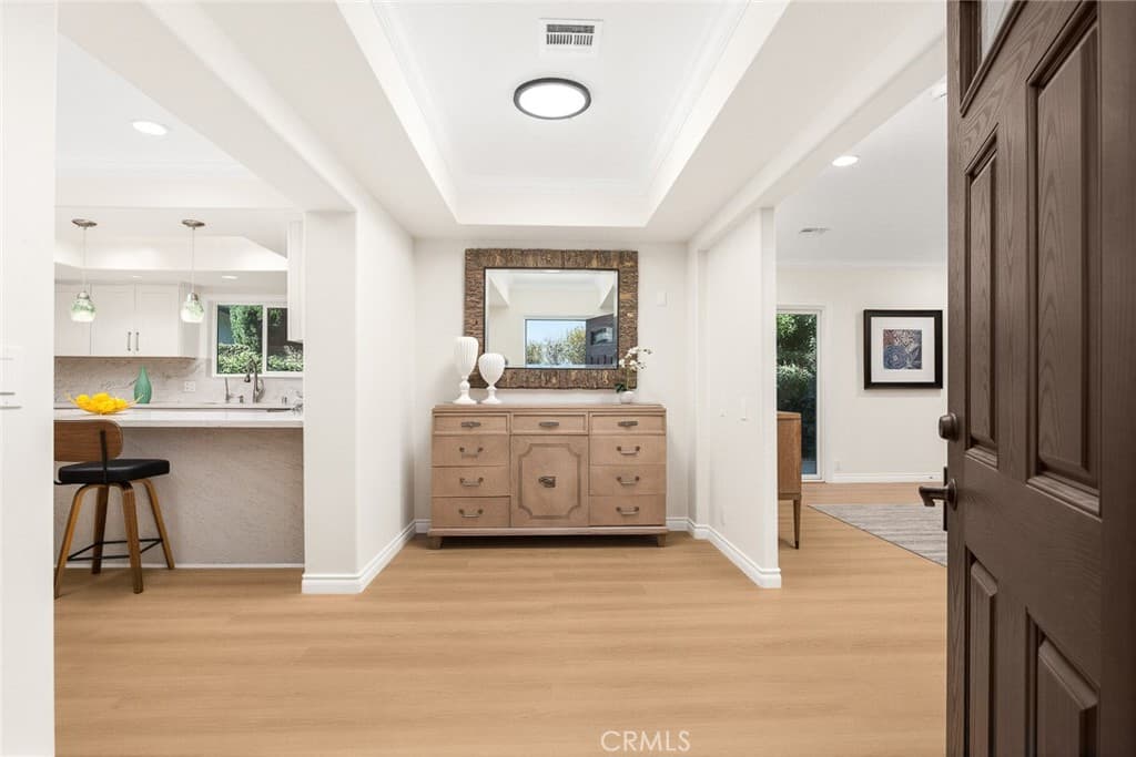 Home at 2335 S 6th, Arcadia — photo 6 of 12
