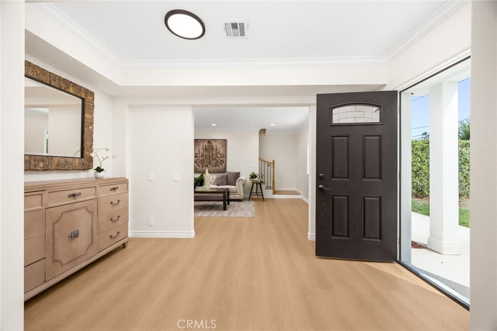 Home at 2335 S 6th, Arcadia — photo 7 of 12