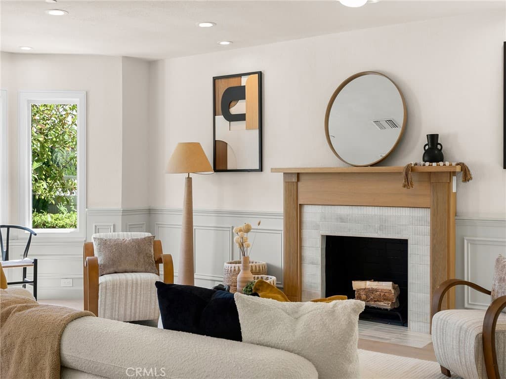 Home at 323 Santa Rosa Road, Arcadia — photo 8 of 12