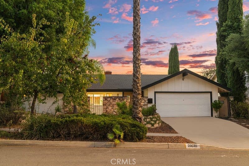 Home at 23846 Bower Cascade Place, Diamond Bar — photo 2 of 12