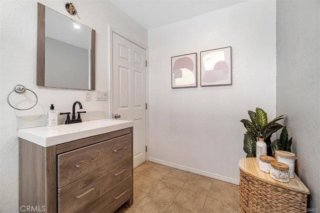 Home at 12844 Waltham, Baldwin Park — photo 7 of 10