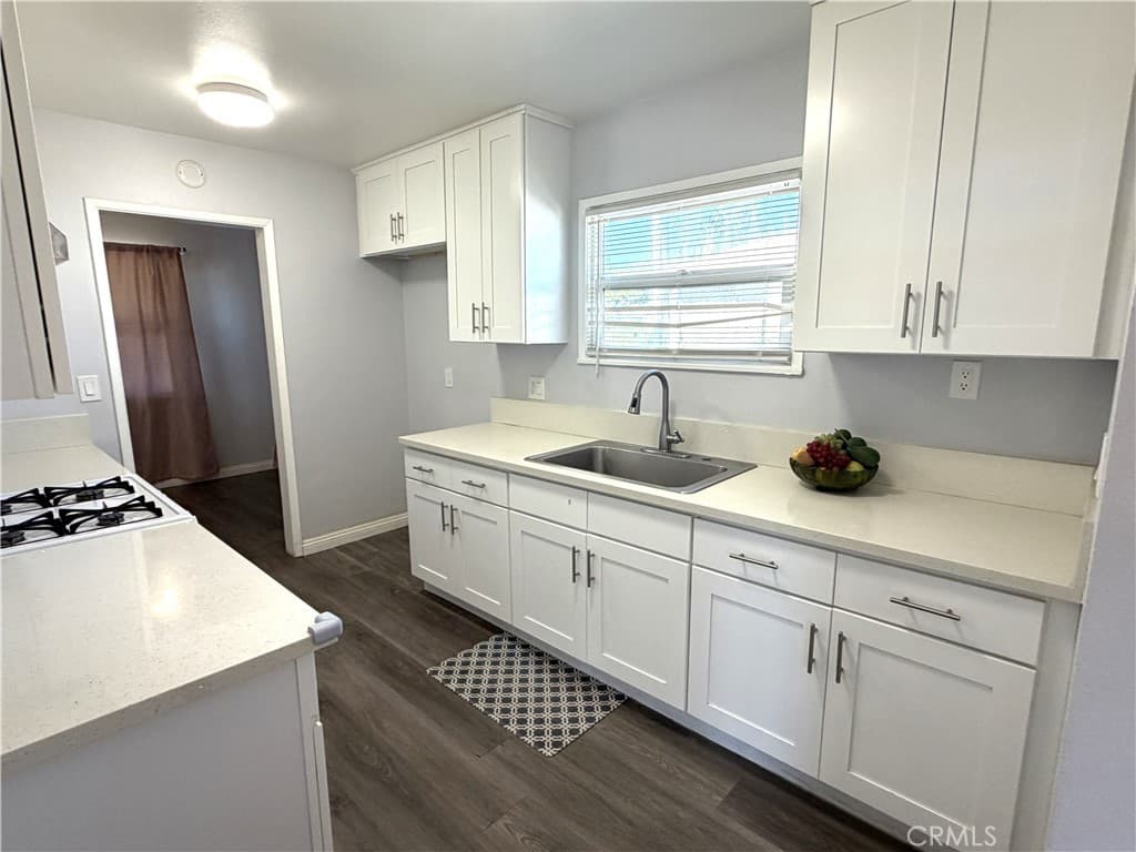 Home at 824 Meeker Avenue, La Puente — photo 7 of 12