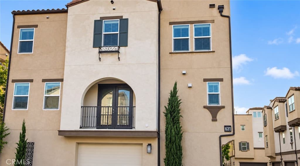 Townhouse at 631 W Foothill 26, Glendora — photo 8 of 12