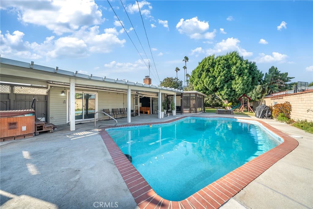 Home at 1106 S Lark Ellen, West Covina — photo 3 of 12