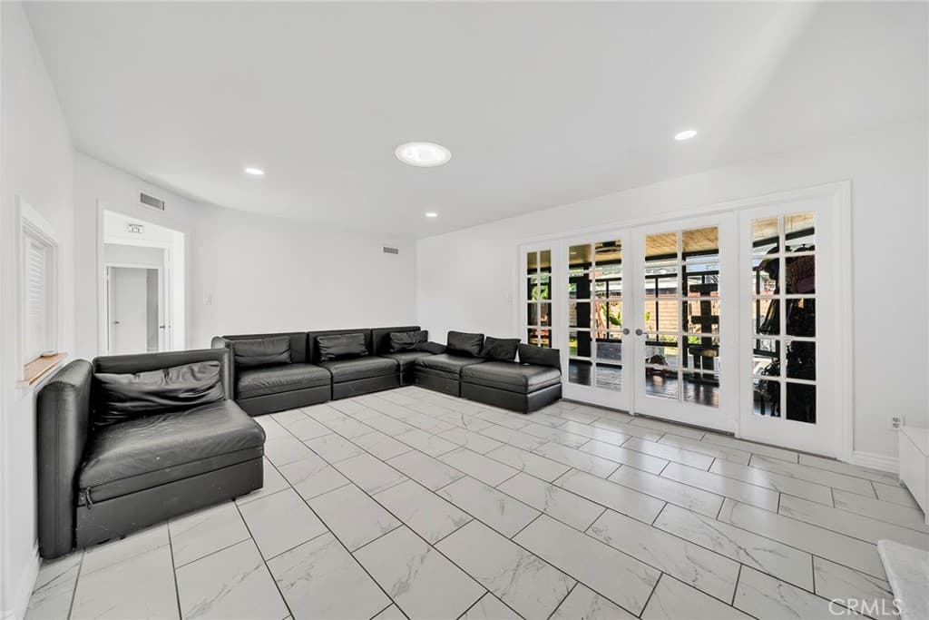 Home at 1106 S Lark Ellen, West Covina — photo 5 of 12