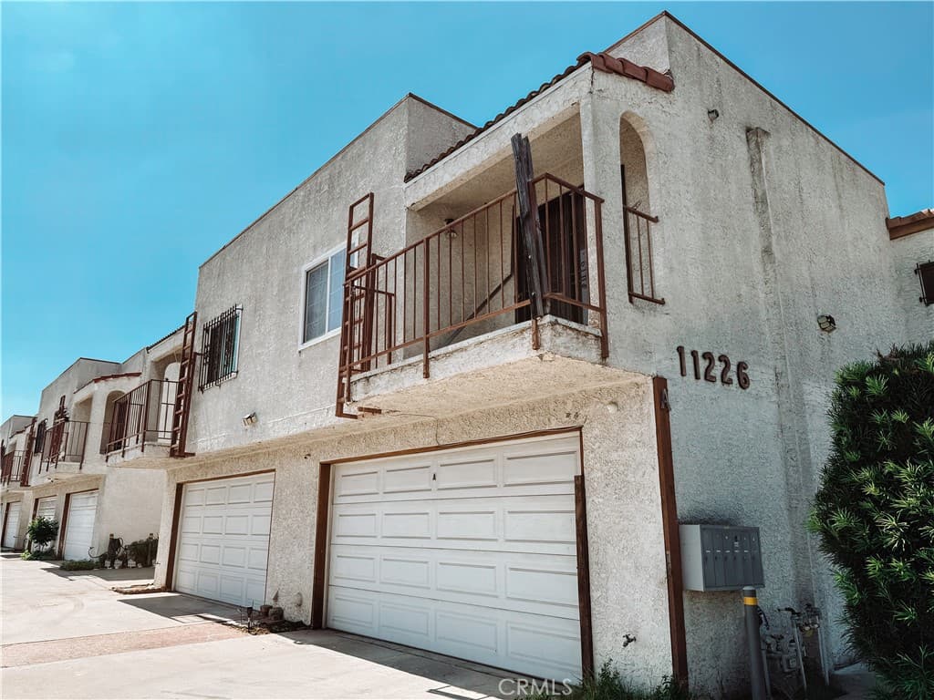 Condo at 11226 Elliott B, El Monte — photo 2 of 12