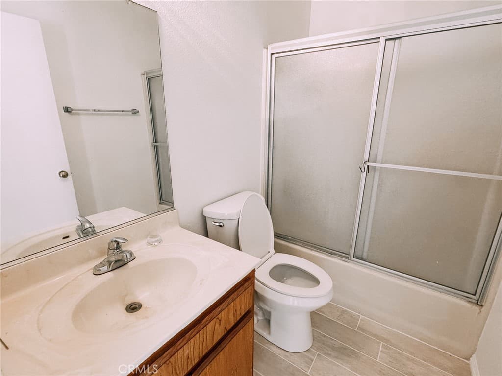 Condo at 11226 Elliott B, El Monte — photo 9 of 12