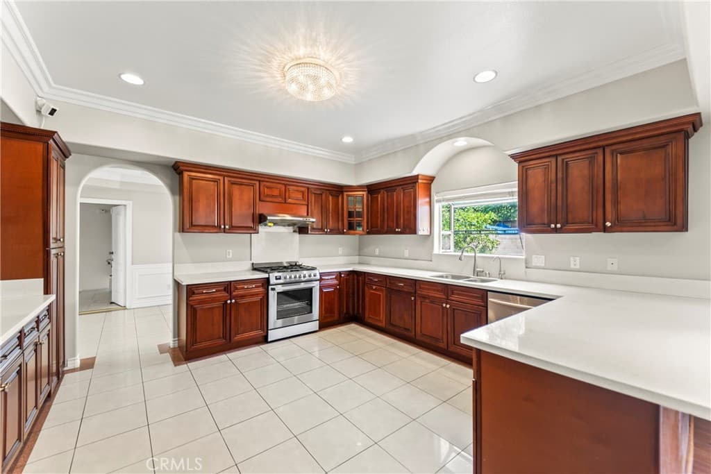 Home at 5618 Encinita Avenue, Temple City — photo 8 of 12