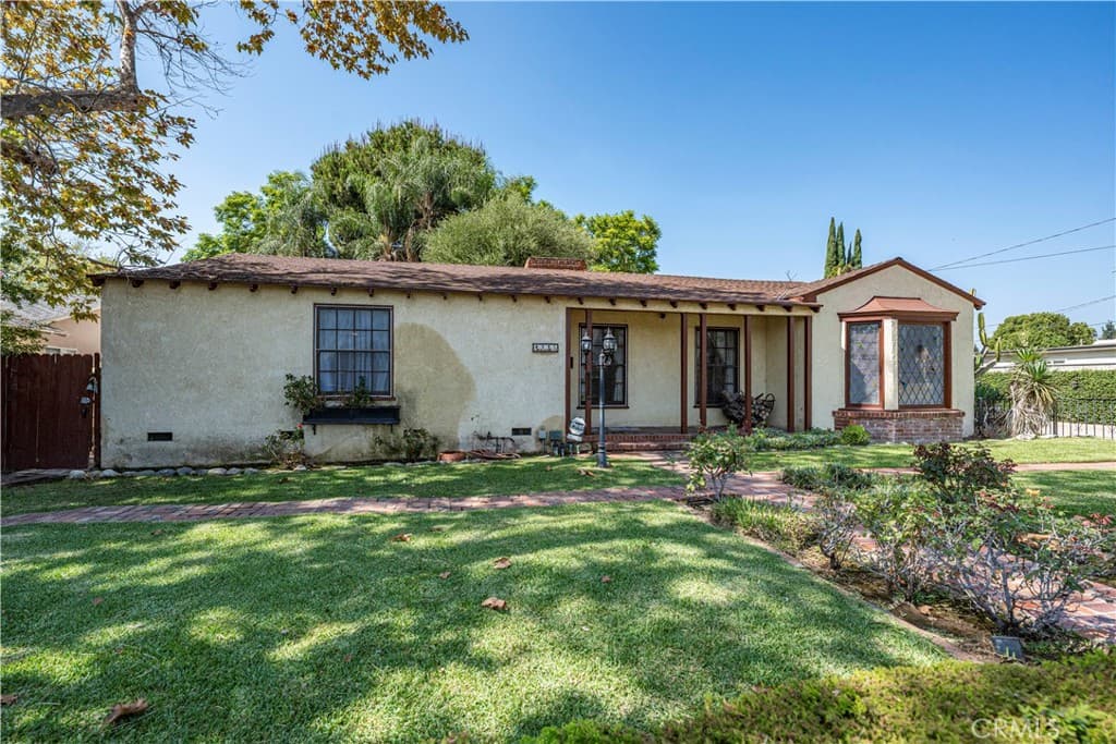 Home at 4935 Baldwin Avenue, Temple City — photo 3 of 12