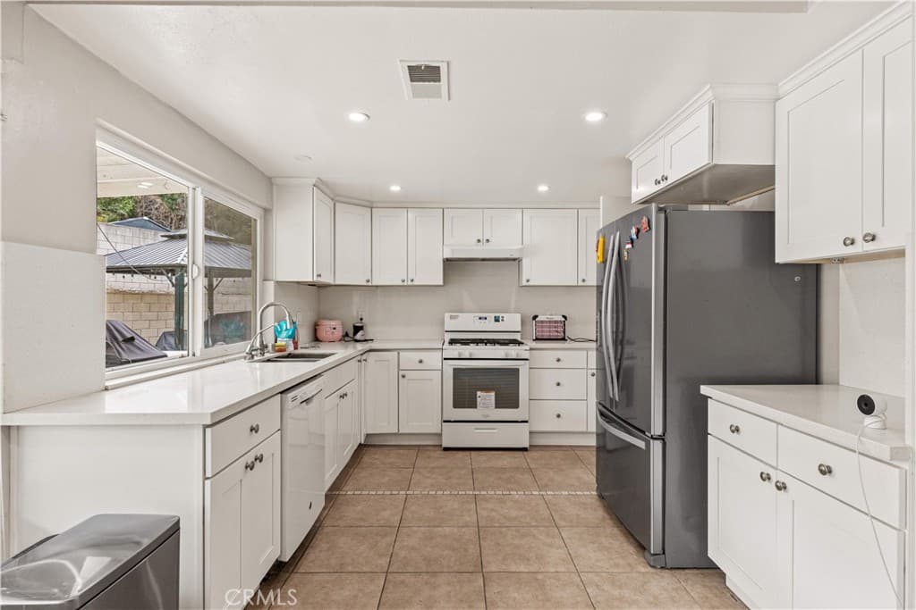 Home at 16606 Woodmont Pl, Hacienda Heights — photo 11 of 12