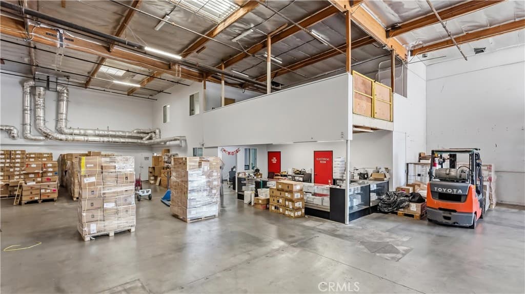 Commercial at 13100 Spring Street, Baldwin Park — photo 4 of 11