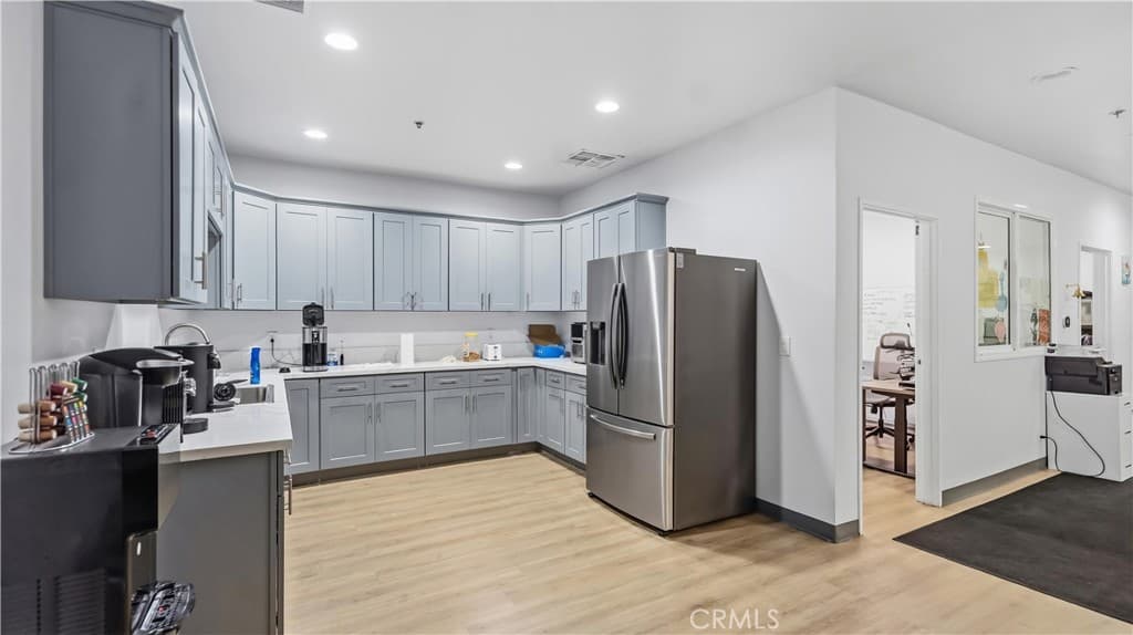 Commercial at 13100 Spring Street, Baldwin Park — photo 6 of 11