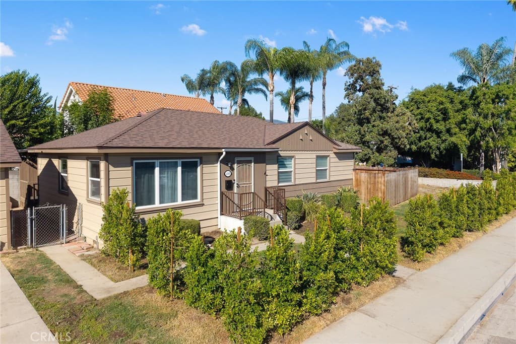 Home at 4065 Daines Drive, Arcadia — photo 8 of 12