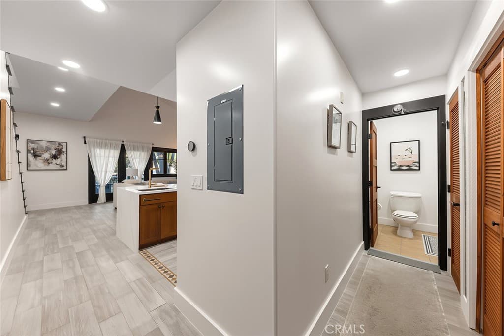 Condo at 142 N Vermont B, Glendora — photo 8 of 12