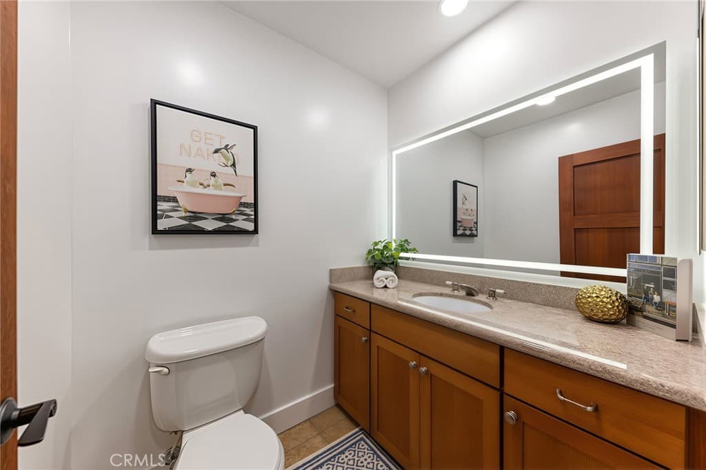 Condo at 142 N Vermont B, Glendora — photo 9 of 12