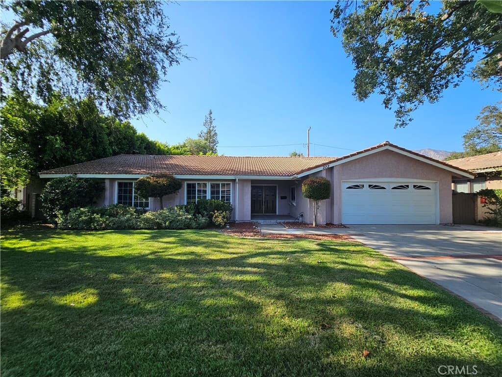 Home at 273 Oakhurst, Arcadia — photo 1 of 12