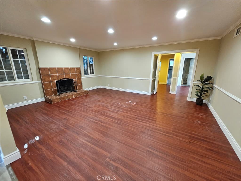 Home at 273 Oakhurst, Arcadia — photo 5 of 12