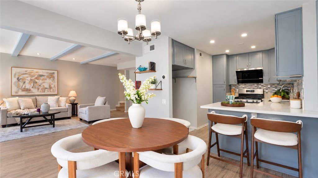 Condo at 455 W Duarte Road 4, Arcadia — photo 5 of 12