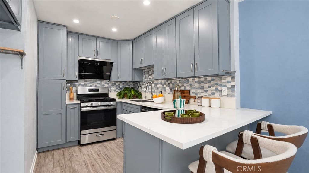 Condo at 455 W Duarte Road 4, Arcadia — photo 9 of 12