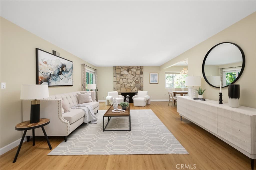 Home at 281 Spinks Canyon, Duarte — photo 6 of 12