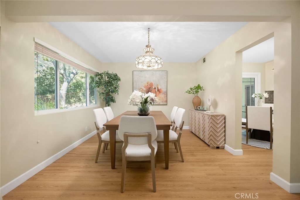 Home at 281 Spinks Canyon, Duarte — photo 10 of 12